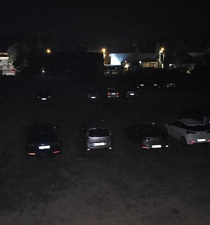 Ekonomic Apartmani Golubovci エクステリア 写真